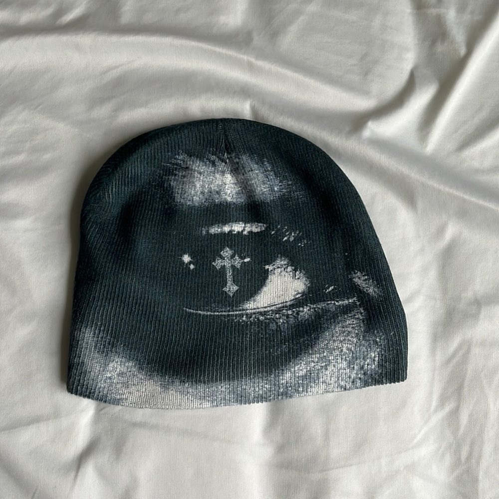 Cross eyed beanie BRAND NEW NEVER WORN